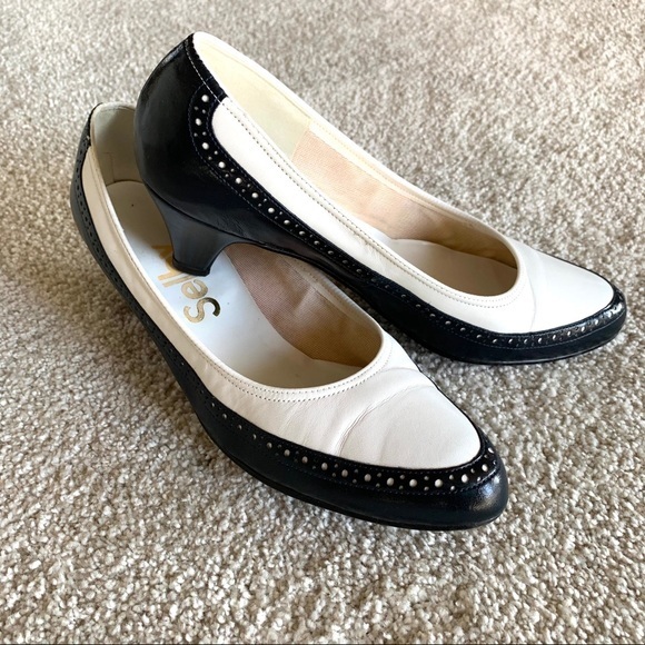 Selby Shoes Vintage Selby Navy Blue White Heels Poshmark